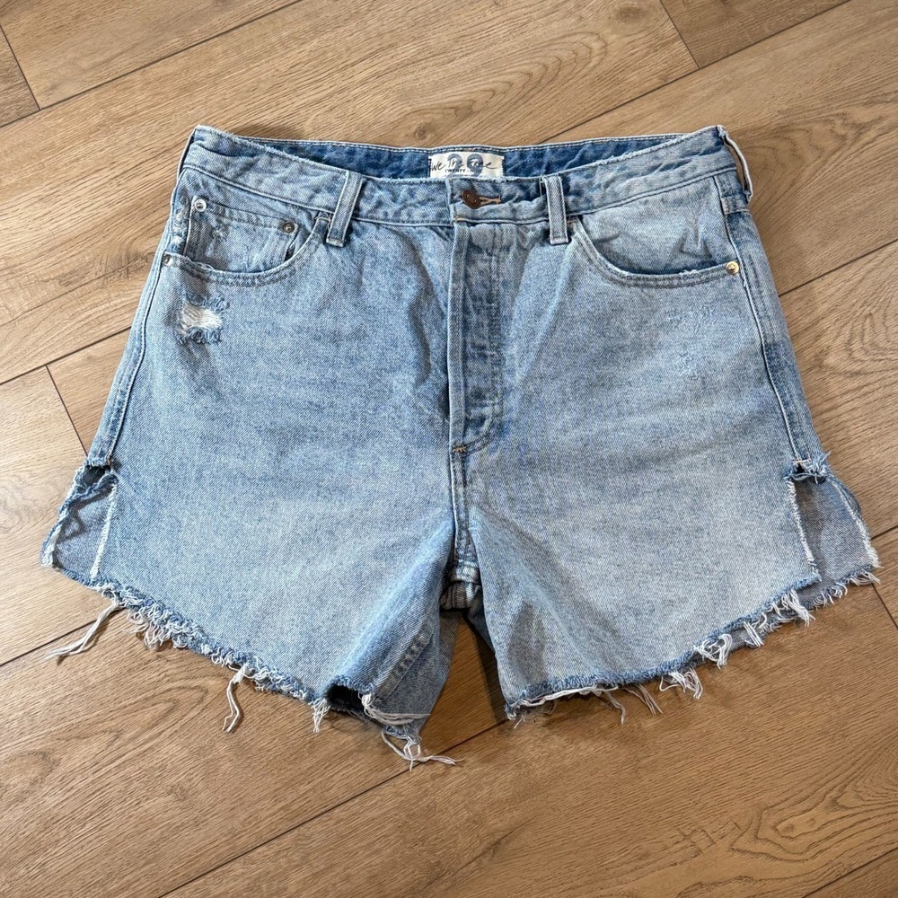 We The Free Free People Distressed Cutoff Denim Short 29 Blue Button Fly Raw Hem
